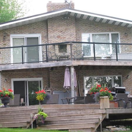 Water'S Edge B & B Oro-Medonte Екстериор снимка