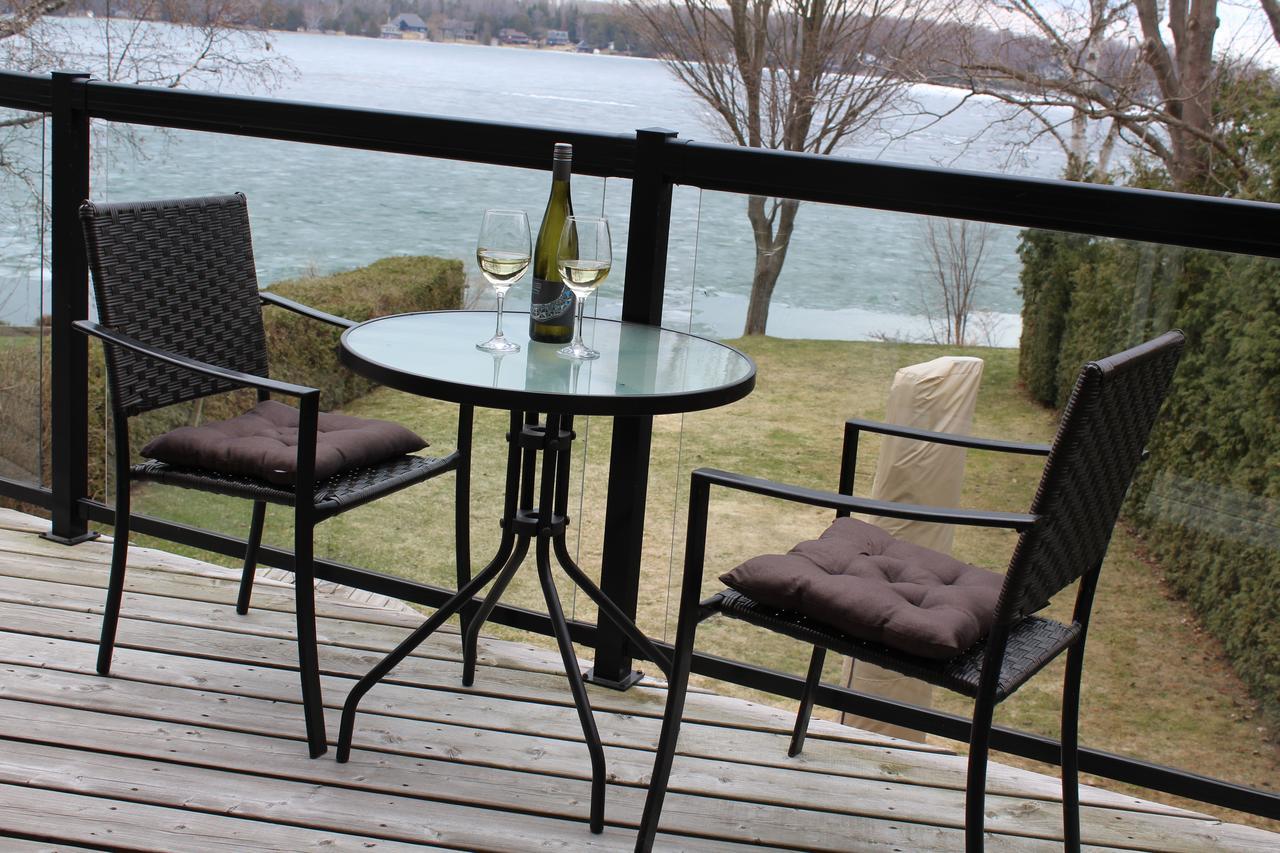 Water'S Edge B & B Oro-Medonte Екстериор снимка